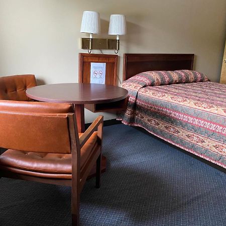 The Hemlock Inn Loudonville ภายนอก รูปภาพ